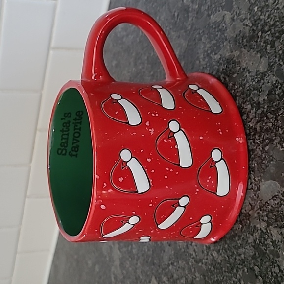 "Santa's Favorite" Mug - Picture 2 of 9